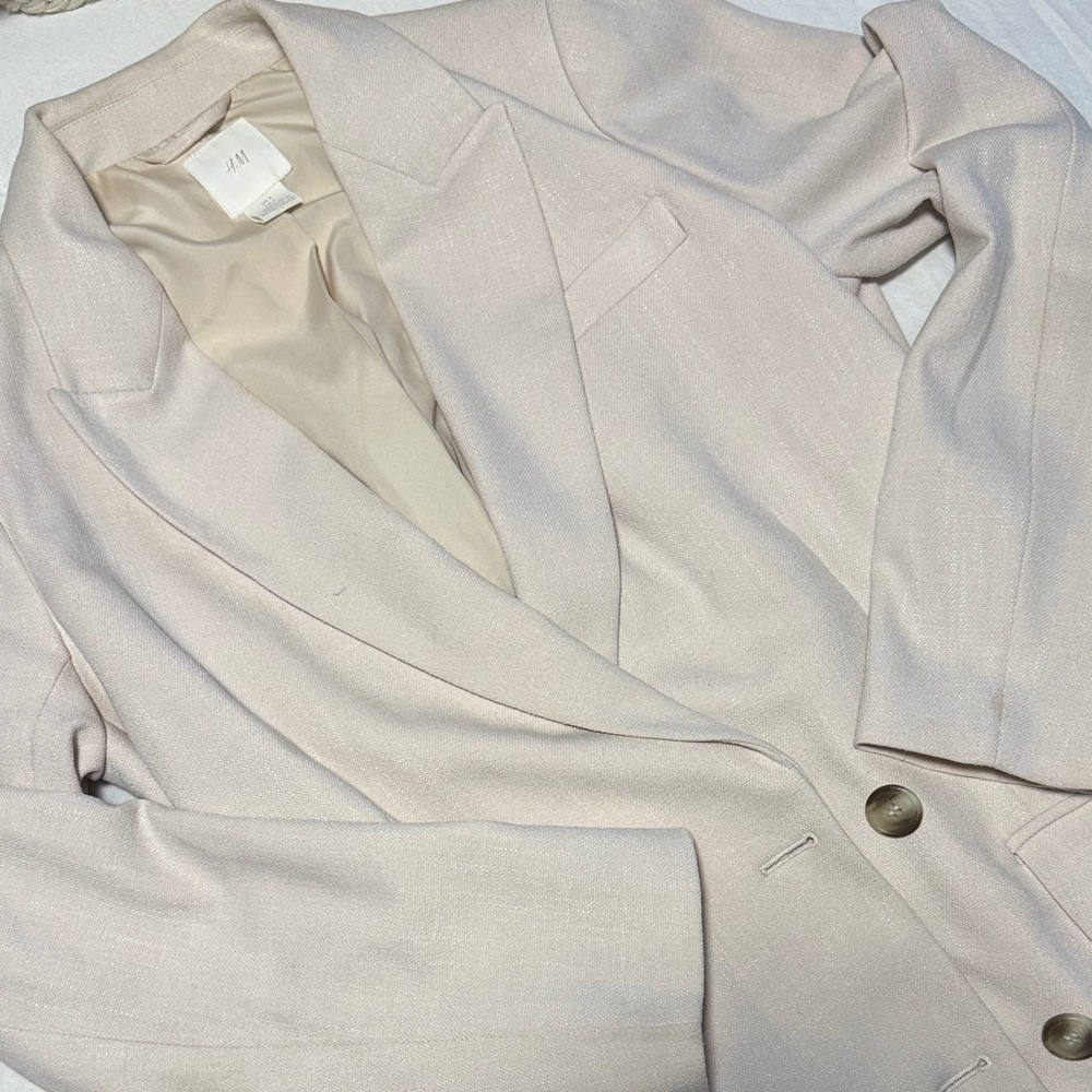 H&M Women's Light Cream Blazer